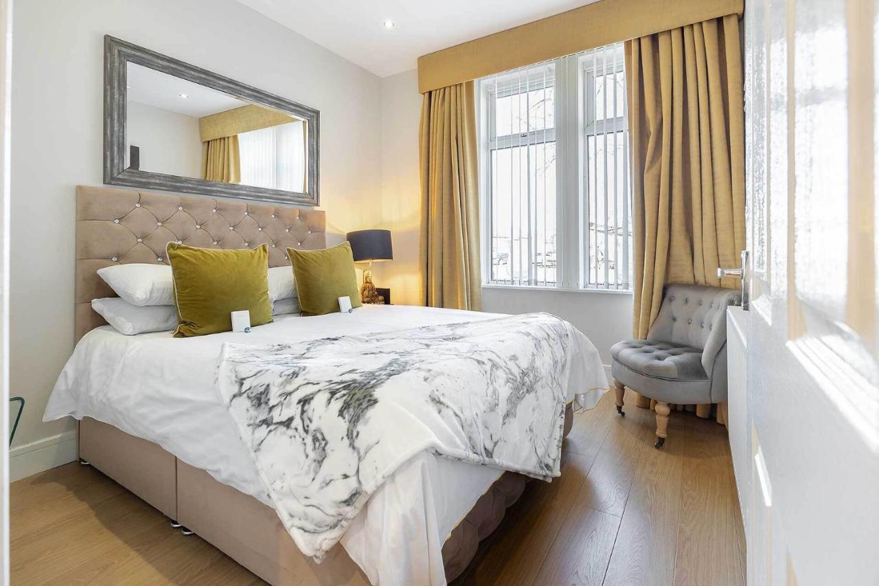 Carmel Apartments Falkirk Chambre photo